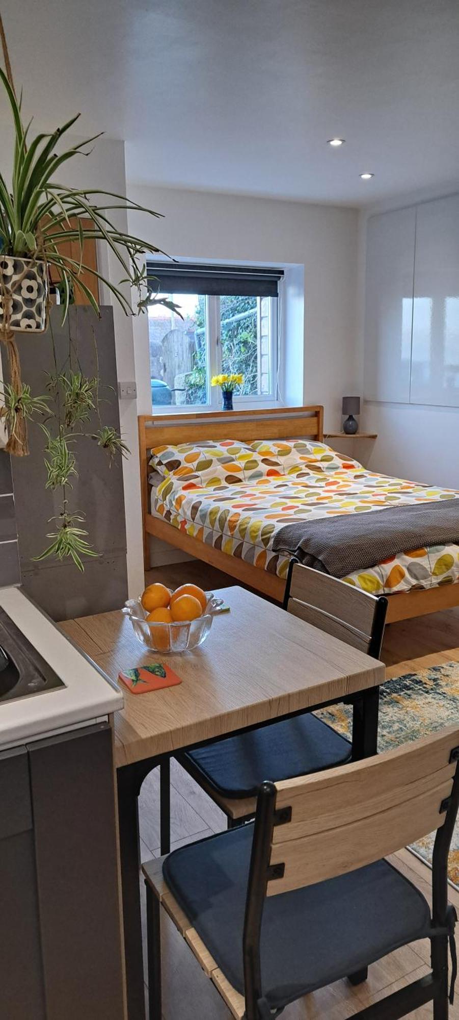 Modern Studio Apartment With Outstanding Views, Sleeps 2 Нюлин Екстериор снимка