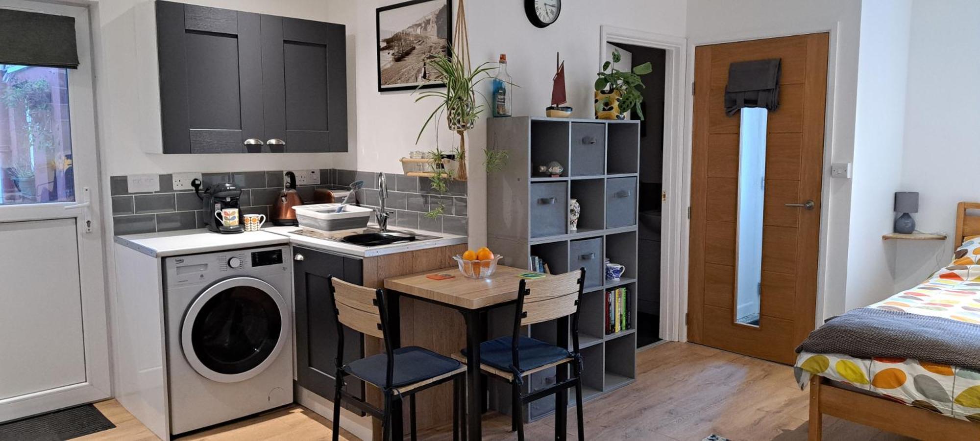Modern Studio Apartment With Outstanding Views, Sleeps 2 Нюлин Екстериор снимка